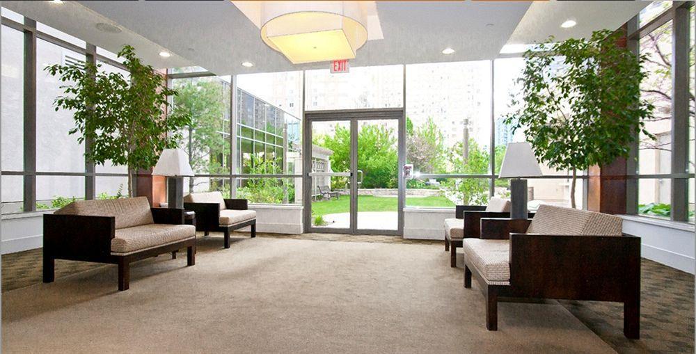Downtown Mississauga Executive Suites Sq1 Exteriör bild